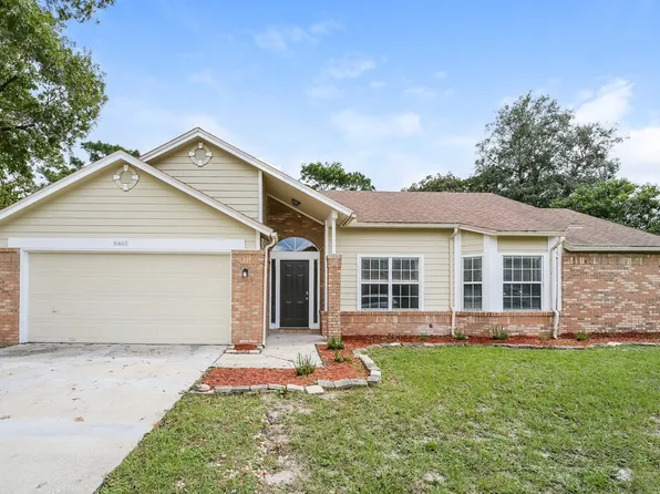 8465 Sand Point Dr W, Jacksonville, FL 32244