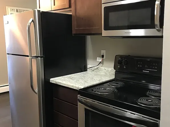 Apartments on 6th Ave