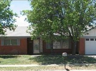 826 Trailing Heart Rd, Roswell, NM 88201