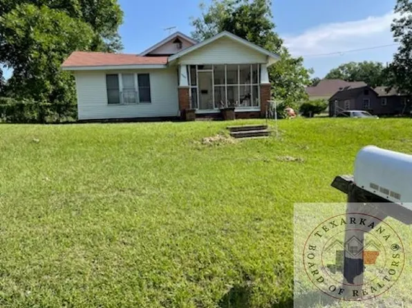 1902 W 13th St, Texarkana, TX 75501