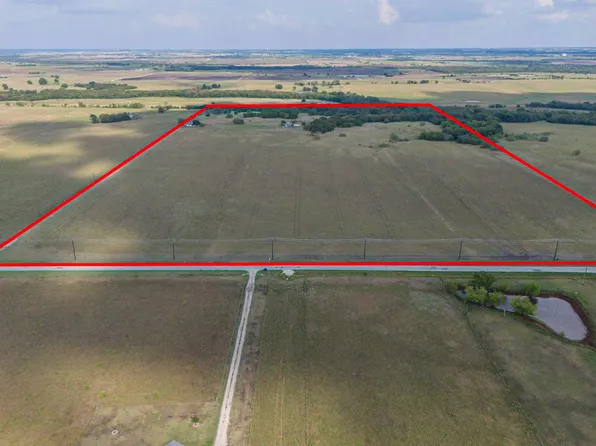 8508 Lights Ranch Rd, Pilot Point, TX 76258