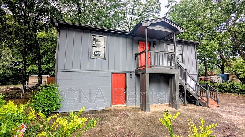 1st image of 1772 Martin Pl SE #B