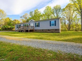 722 Broadway Rd, Lexington, NC 27295