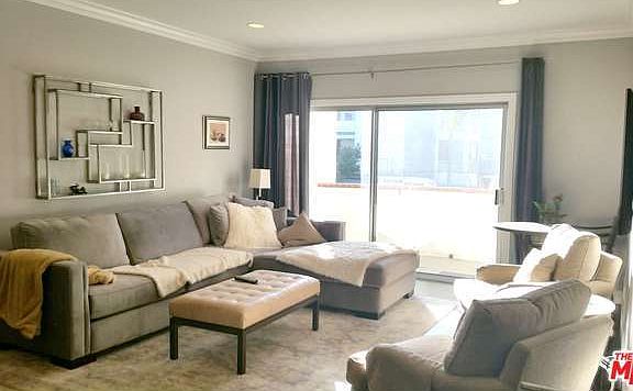 3rd image of 521 Montana Ave APT 101