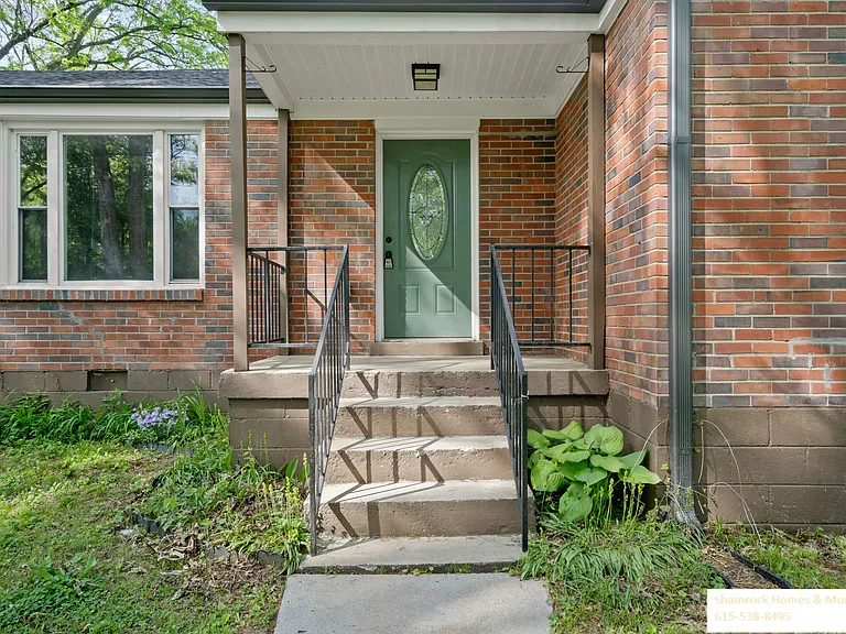1235 Berwick Trl — Photo 19