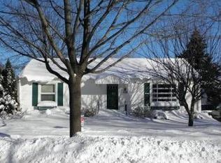 1254 Division St, Green Bay, WI 54303
