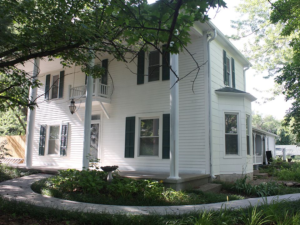 Antebellum meets farmhouse!