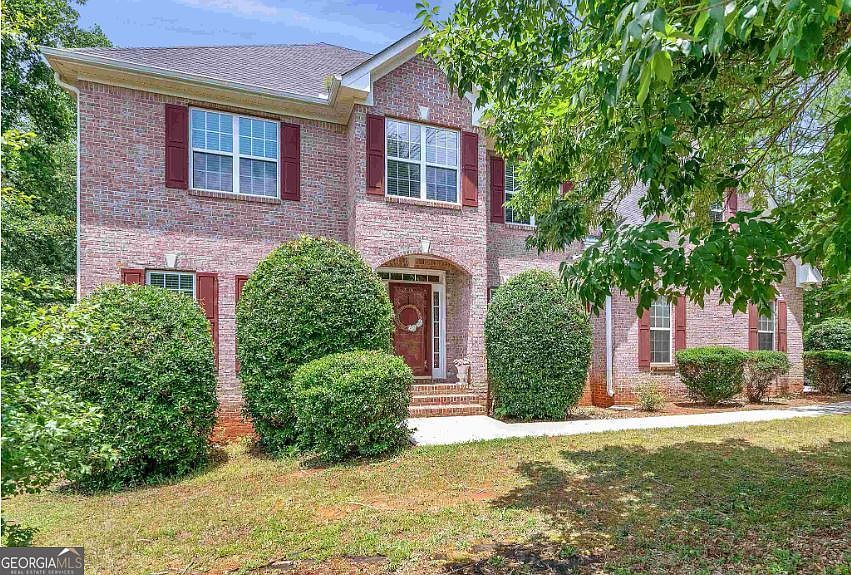 1st image of 825 Stoneglen Ct