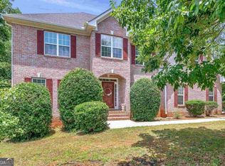 825 Stoneglen Ct, McDonough, GA 30252