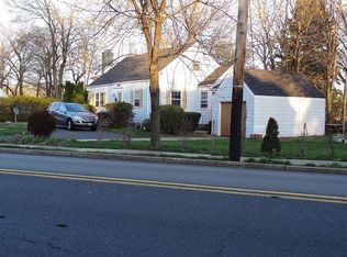 869 S Maple Ave, Glen Rock, NJ 07452