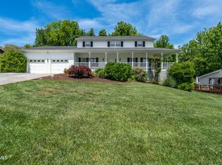 2 Gatewood Dr, Gray, TN 37615