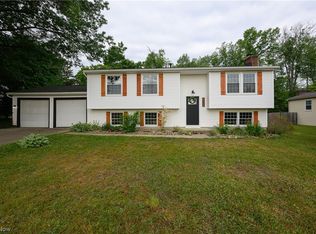 6332 Cleveland Massillon Rd, Clinton, OH 44216