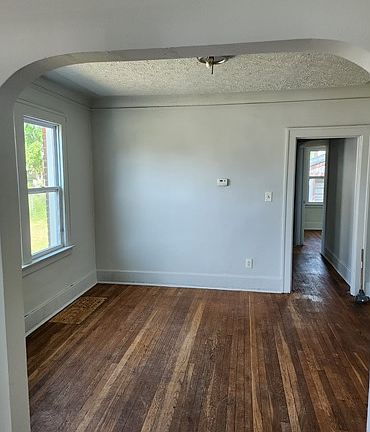 5th image of 2480 Monterey St #2480