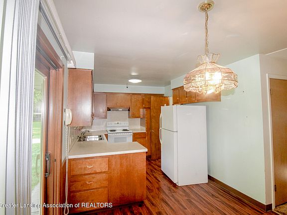 4th image of 4497 Meridian Rd