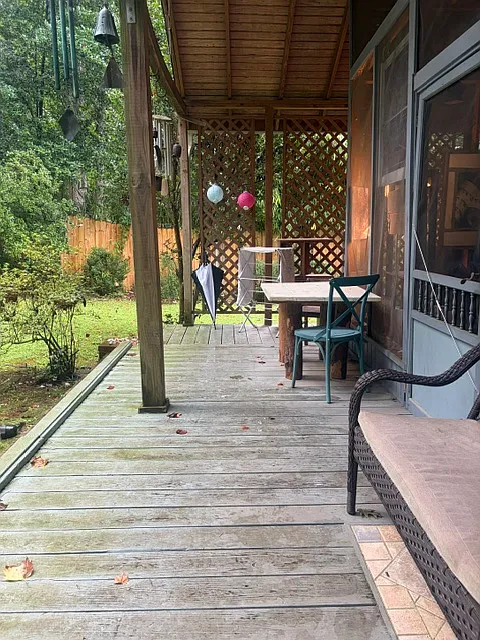 3 bed, 1600 sqft, $2,850 — Photo 2
