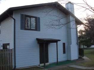 2570 Fox Ridge Ct, Woodbridge, VA 22192