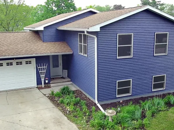 508 Henry Street, Mazomanie, WI 53560