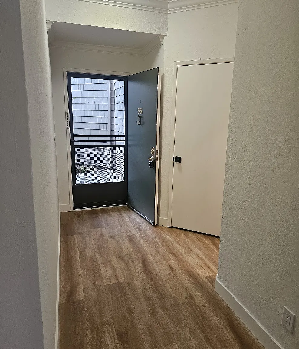 2 bed, 1240 sqft, $4,400 — Photo 2