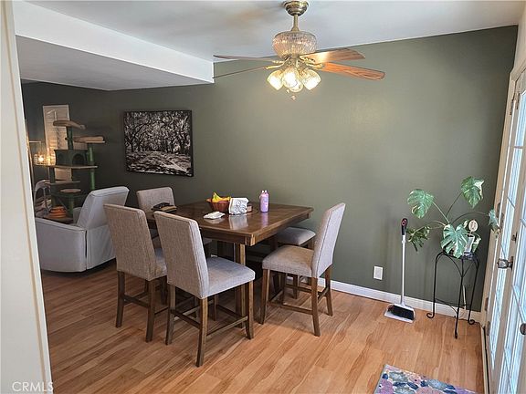 3rd image of 2205 Cahuilla St