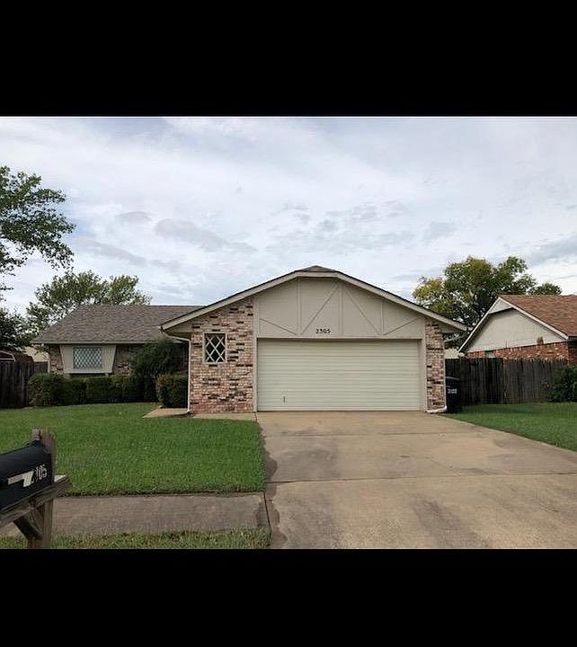 1st image of 2305 Crystal Dr