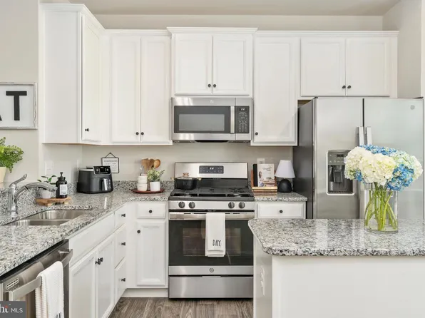 533 View Point Way, Fredericksburg, VA 22405