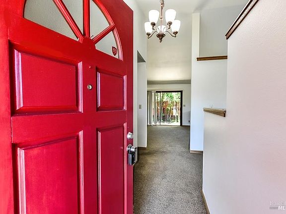 3rd image of 719 Placer Court