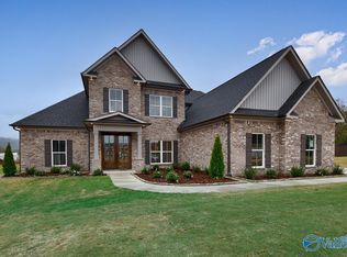 201 Oakland View Dr, Brownsboro, AL 35741