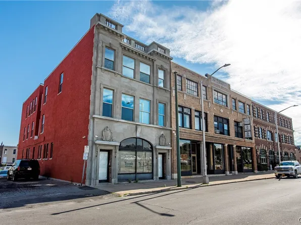 221 Elizabeth St #1, Utica, NY 13501