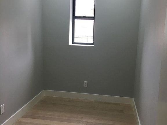 3rd image of 164 W 146th St #6