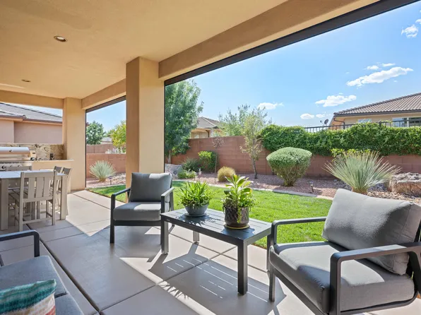 2779 Bella Sol Dr, Santa Clara, UT 84765