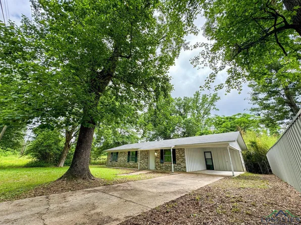 509 W Lanark St, Queen City, TX 75572
