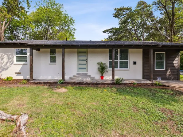 1442 S Corinth Street Rd, Dallas, TX 75203