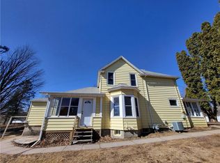1315 Webb St, Cumberland, WI 54829