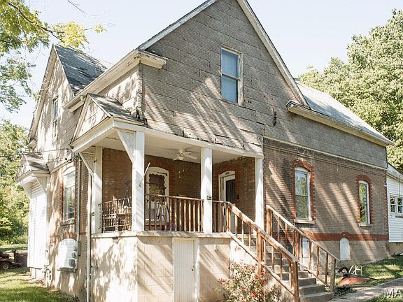5th image of 604 Hoffman St