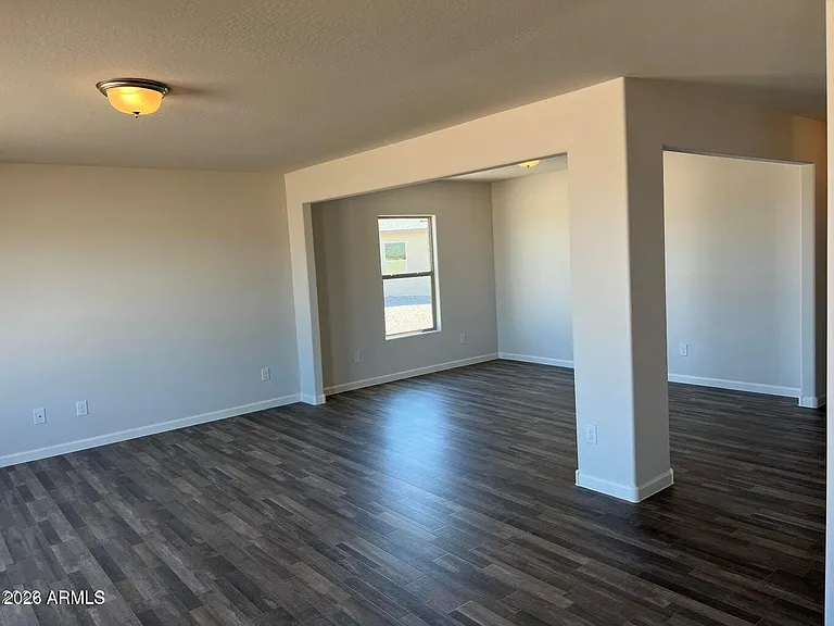 241 S Apache Ave — Photo 6