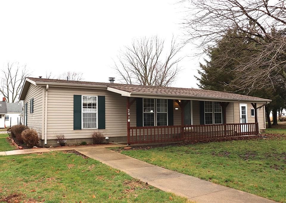 1st image of 201 N Oakwood St