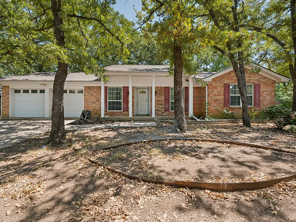 2517 Tanglewood Dr