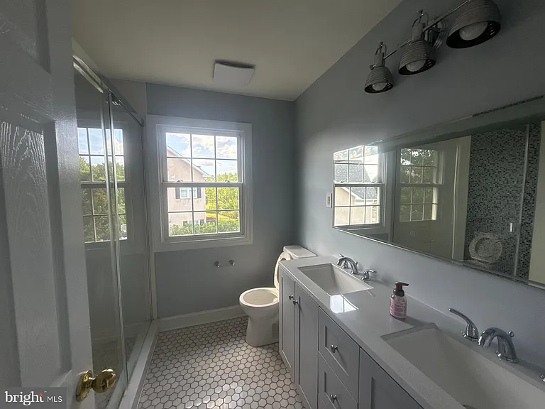 714 Marcus Cir — Photo 41