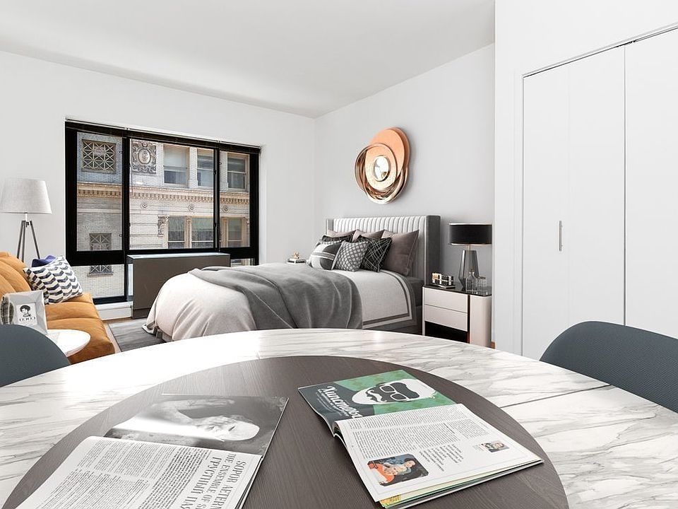 1st image of 30 W 18th St #4EE