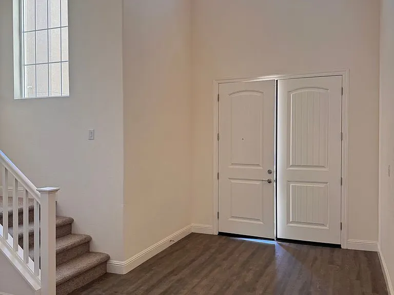 4438 W Langden Dr — Photo 5