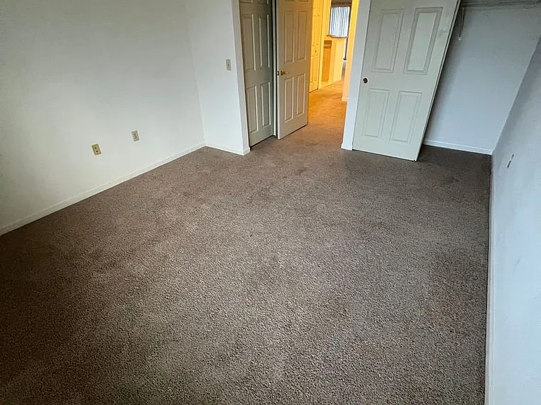 The Parkridge Apartments — Photo 25