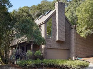 11 Valley Oak St, Portola Valley, CA 94028