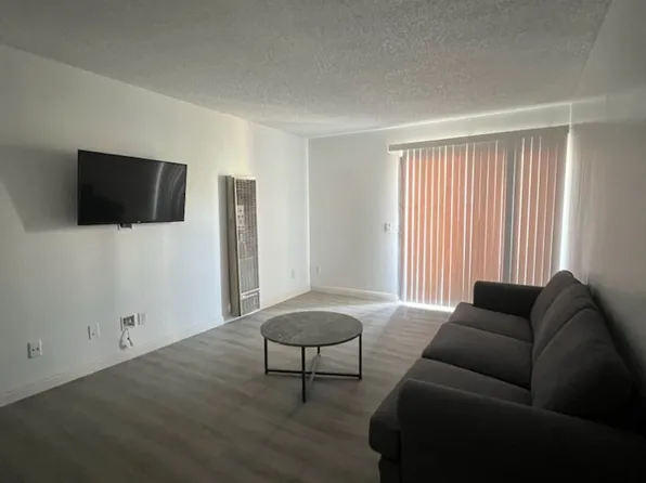419 N Mountain View Ave, Los Angeles, CA