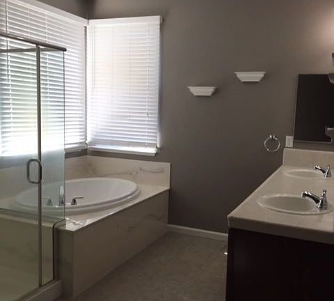 3rd image of 2385 Darby Rose Ln