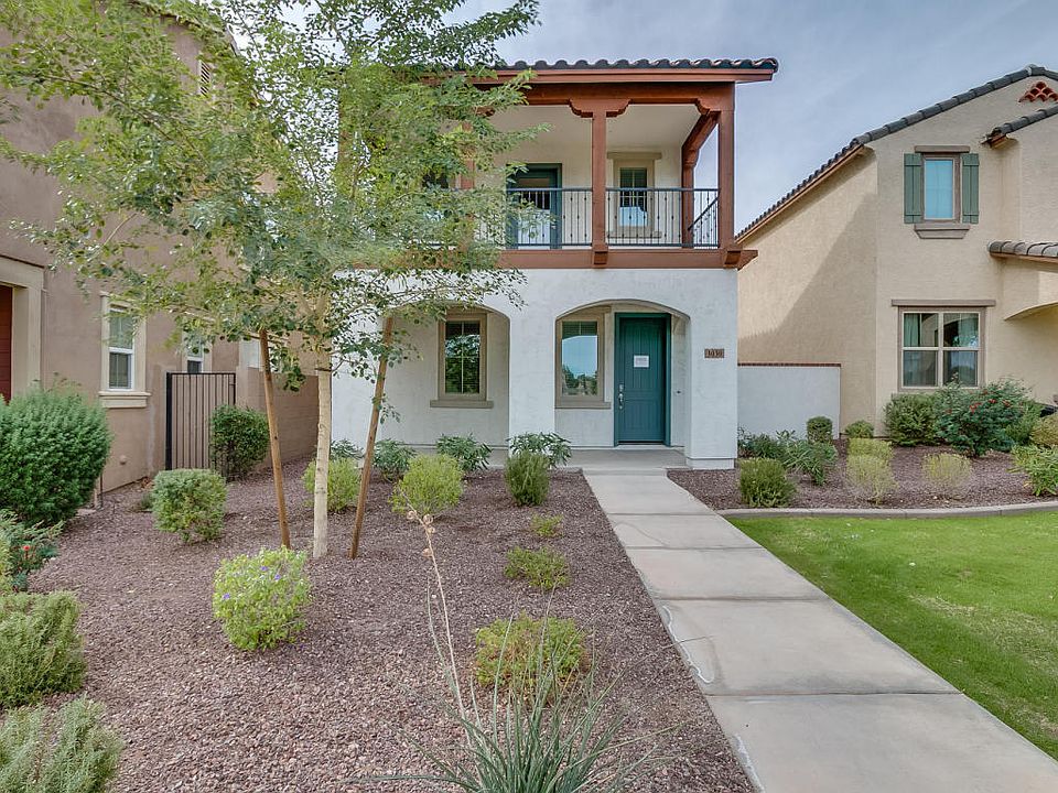 1st image of 3030 N Acacia Way