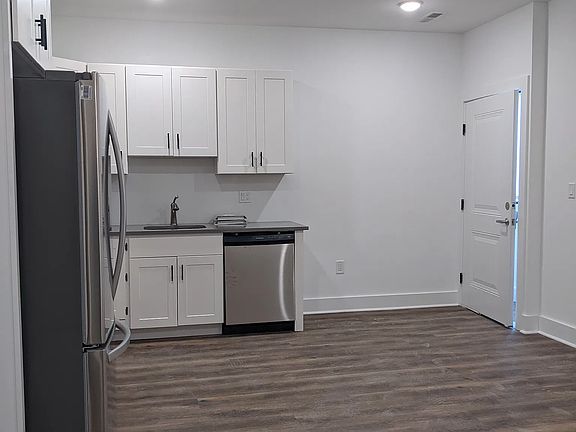 5th image of 3501 Haverford Ave APT 2