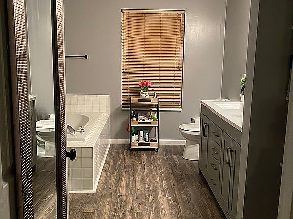 3rd image of 6557 Stonelake Way
