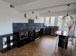 201 Little Oak Dr #201, Folly Beach, SC 29439