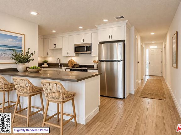 4th image of 948 Lighthouse Way
