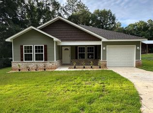 916 County Road 60, Skipperville, AL 36374